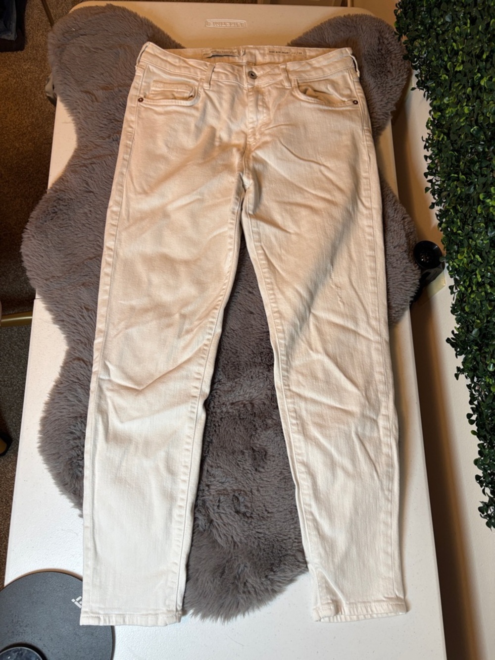 Pilcro Women's White High Rise Skinny Jeans Size 29 - Picture 5 of 6